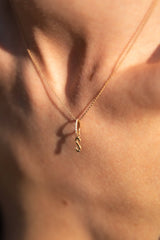 Collier Lettre Eternité or et diamants, anneau serti - Acmée Paris