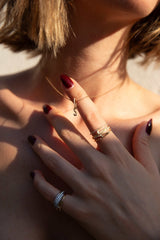 Pendentif Lettre Éternité or et diamants, anneau serti - Acmée Paris