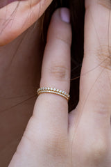 Bague petit doigt Mini Sans Fin or et diamants - Acmée Paris