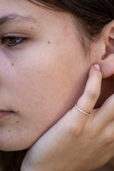 Bague de petit doigt Moitié Sans Fin or et diamants - Acmée Paris