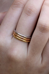 Bague anneaux Ménage à Trois or jaune, rose et blanc - Acmée Paris