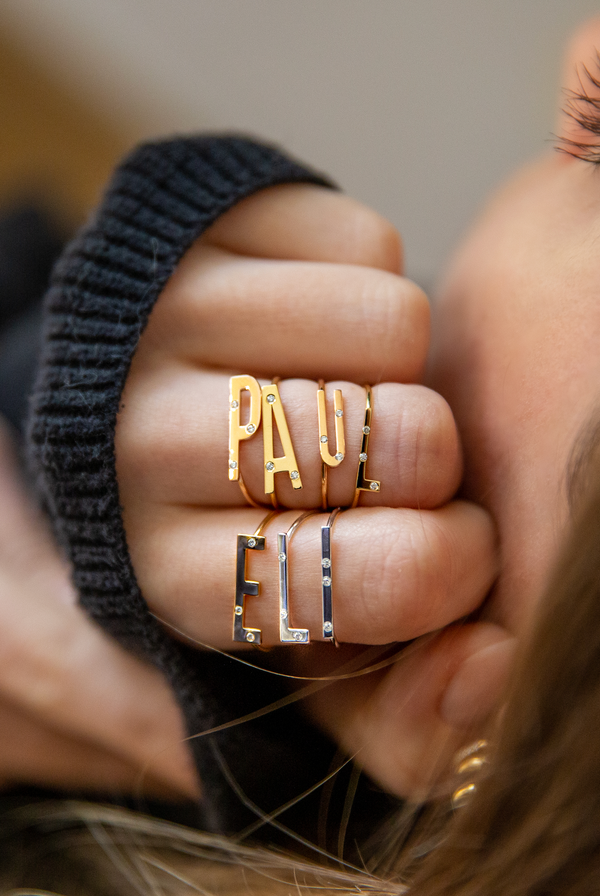 Bague Lettre U or rose et diamants Éternité Bébé